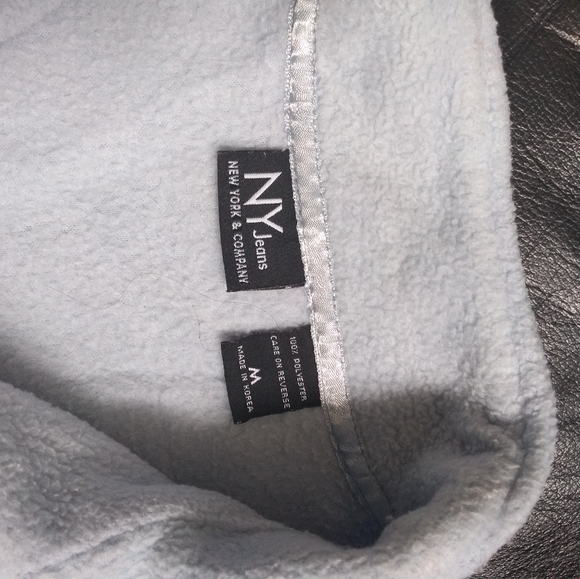 Light Blue Fleece Vest - Picture 4 of 4